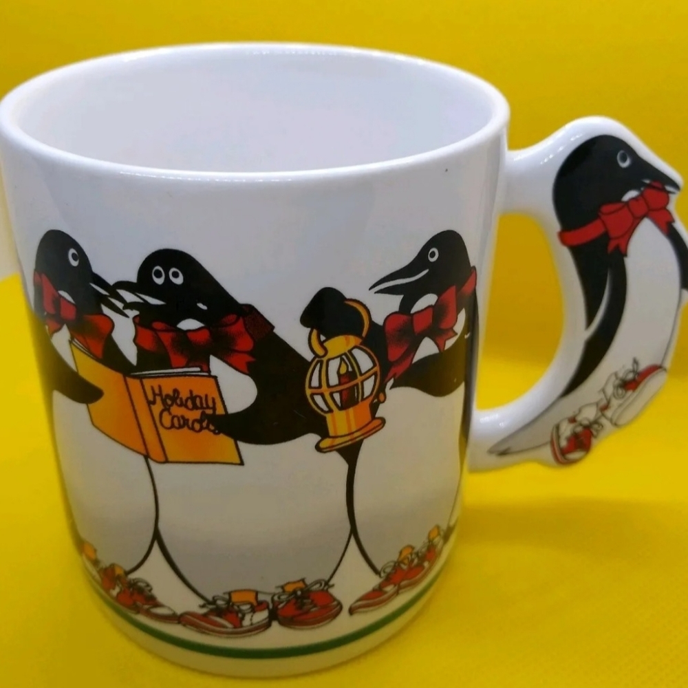 1987 The Love Mug Collectible Christmas Coffee Mug Caroling Penguins (C16)